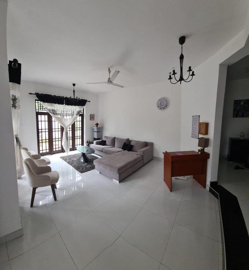 Bed and Breakfast Ja-Elas French Touch Экстерьер фото