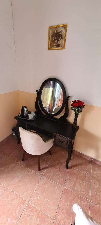 Bed and Breakfast Ja-Elas French Touch Экстерьер фото